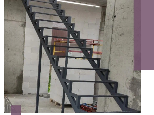 Демонтаж металлических лестниц в Ломоносове быстро и безопасно