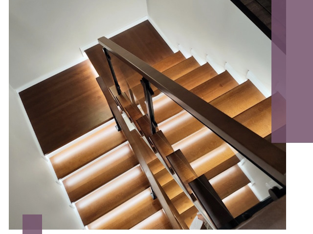 Изготовление П-образных лестниц под ключ в Ломоносове