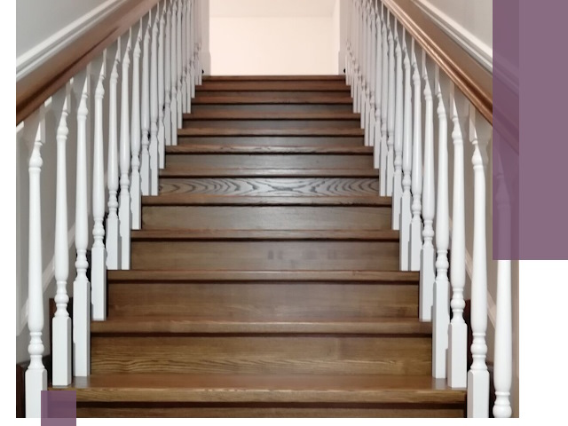 Лестницы из ясеня на заказ в Ломоносове — изготовление и монтаж