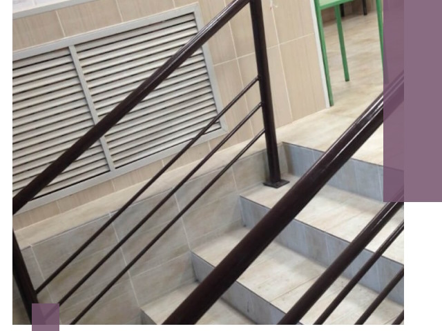 Изготовление перил из металла под ключ в Ломоносове