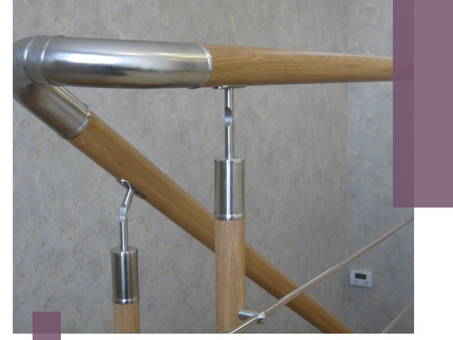 Комбинированные перила на заказ в Ломоносове — монтаж и производство