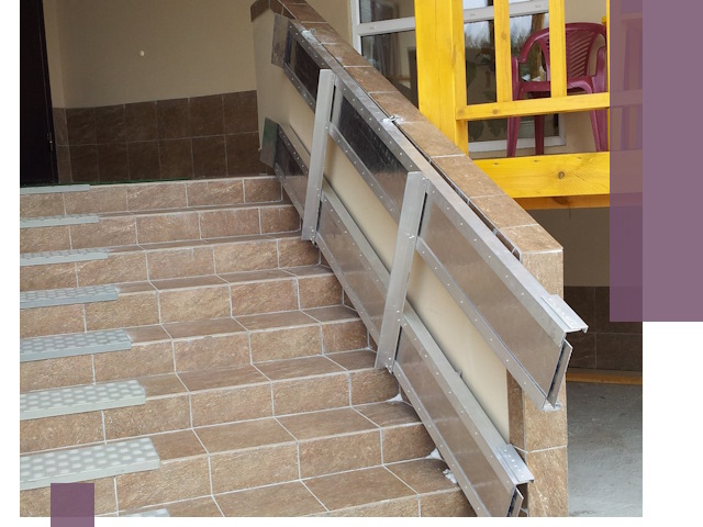 Откидные пандусы под ключ в Ломоносове — монтаж и демонтаж