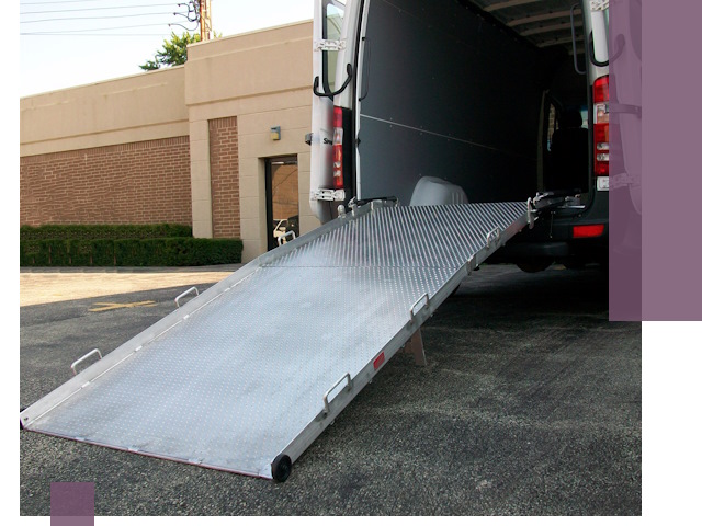 Мобильные пандусы в Ломоносове — производство, монтаж и аренда