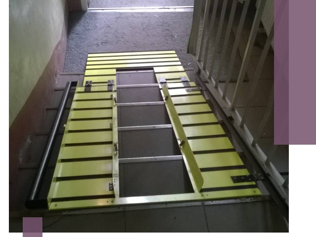 Профессиональный монтаж пандуса в подъезд в Ломоносове