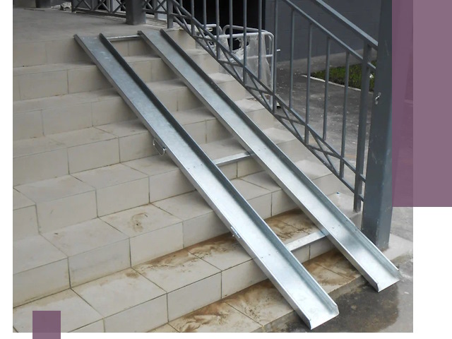 Пандусы для детских колясок в Ломоносове: изготовление и монтаж