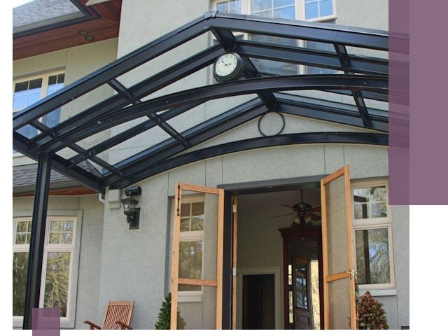 Изготовление и монтаж навесов и козырьков в Ломоносове