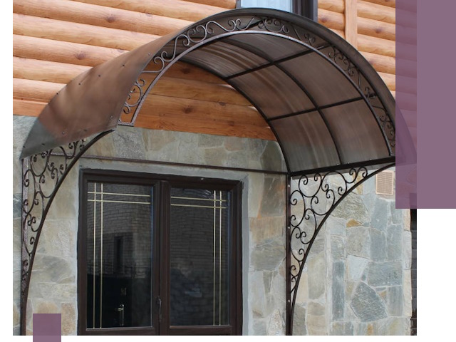 Арочные козырьки под ключ в Ломоносове: изготовление и монтаж