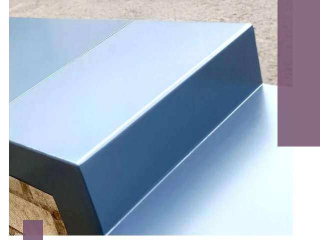 Крышки на парапет в Ломоносове: изготовление и монтаж под ключ