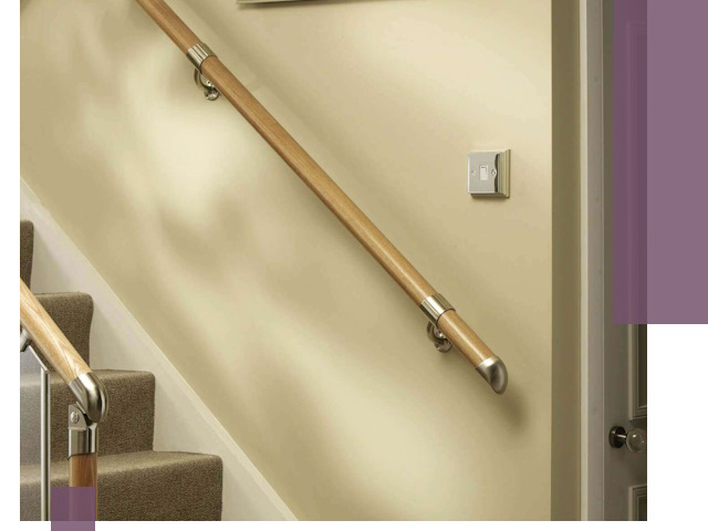 Монтаж пристенных поручней профессионально в Ломоносове